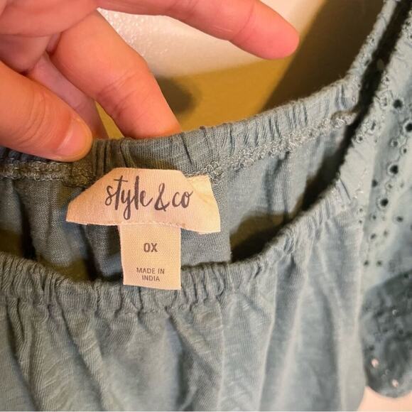 NWT Style & Co 2 Pack White & Sage Green Off Shoulder Short Sleeve Modest 0X - Picture 4 of 11